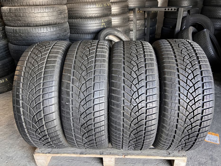 4 anvelope iarna ca NOI 255/45/20 + 235/50/20 , GoodYear , DOT 2021 !
