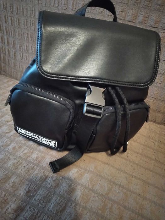 Rucsac Kendall + Kylie