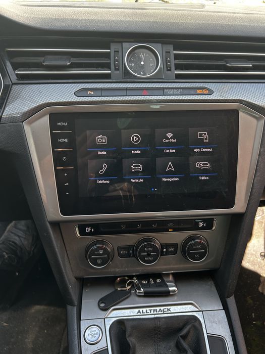 Navigație mare MIB 2.5  Volkswagen Passat B8