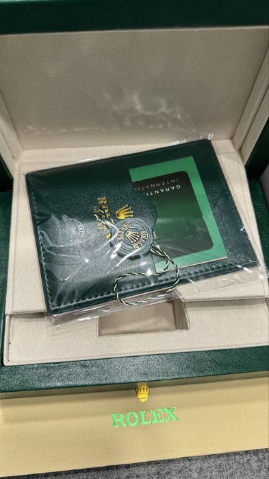 УНИКАЛЕН | Rolex Submariner | Чисто НОВ |