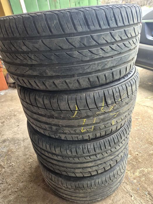 Летни гуми в добро състояние, 245/45, r17 4 брояя