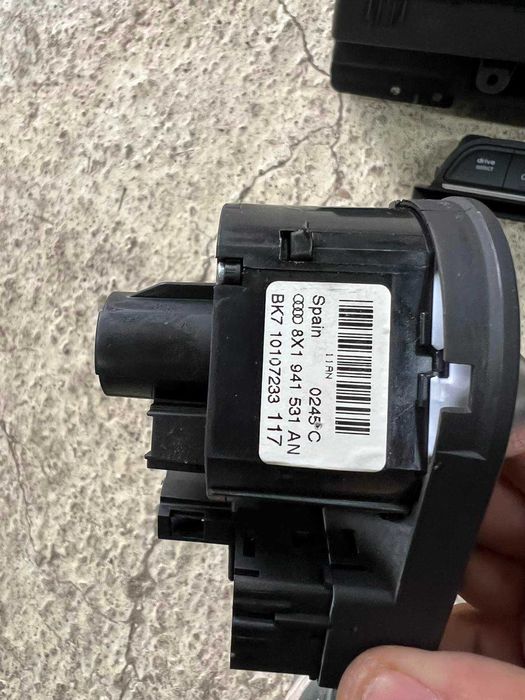 Бутон за фаровете и бутони за Audi Q3 8U Ауди 2012-2018