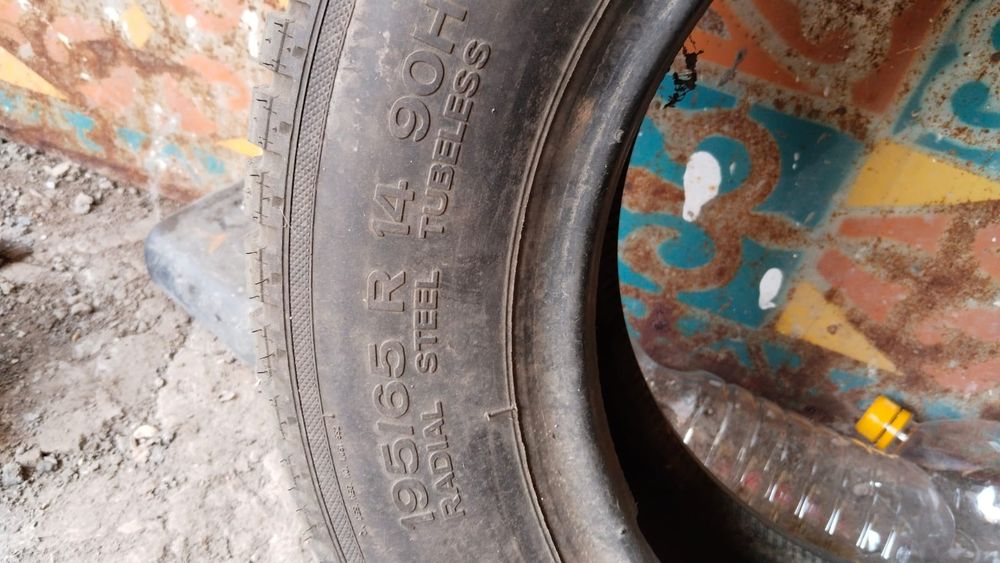 Продам одна шина на 195/65 R14