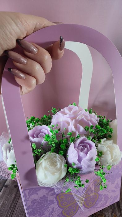 " нежна и романтична "