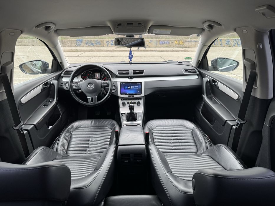 Volkswagen Vw Passat B7 2014 * Highline * 2L Tdi 177 CP * BiXenon * Tapiterie Piele  * Fara Rugina *