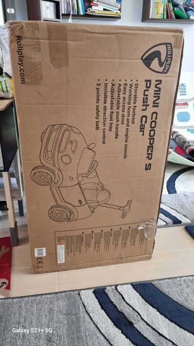 Masina electrica cu pedală