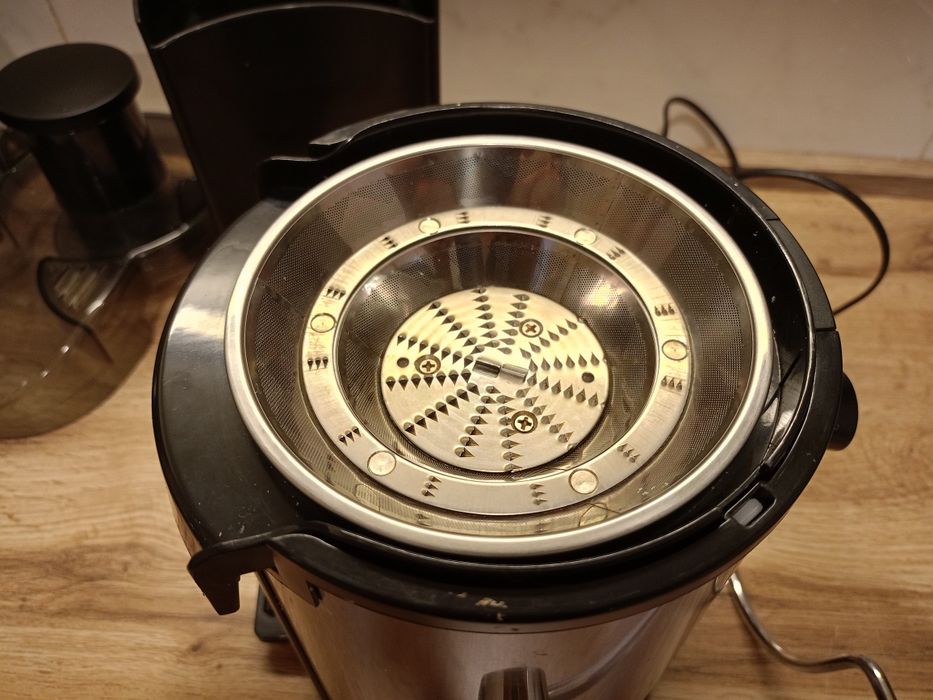 Соковыжималка Gorenje JC400E