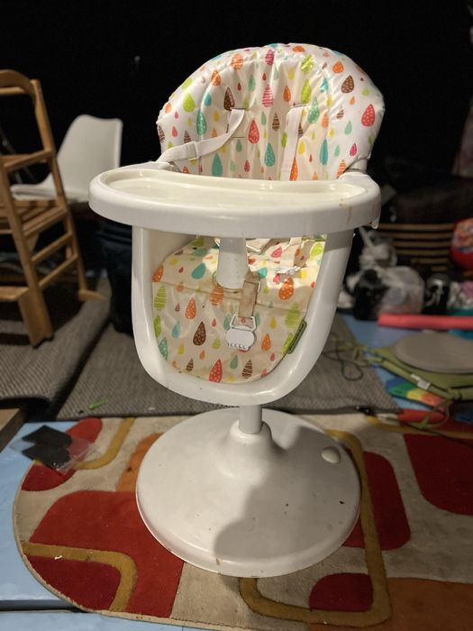 Scaun de masa pentru copil
