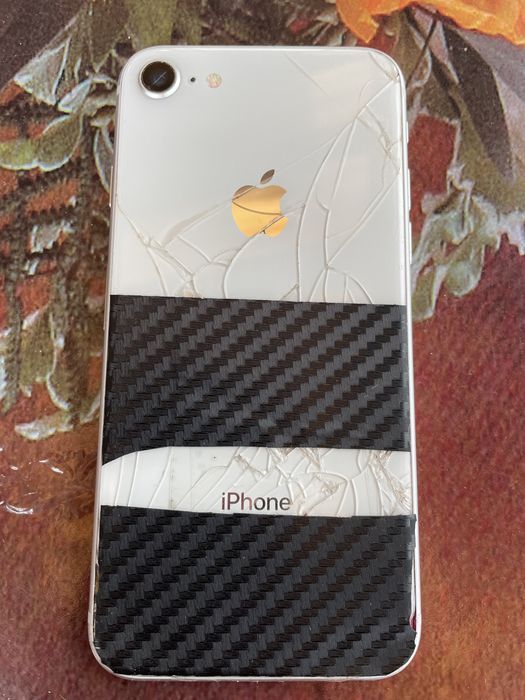 Telefoane iphone  8si 7