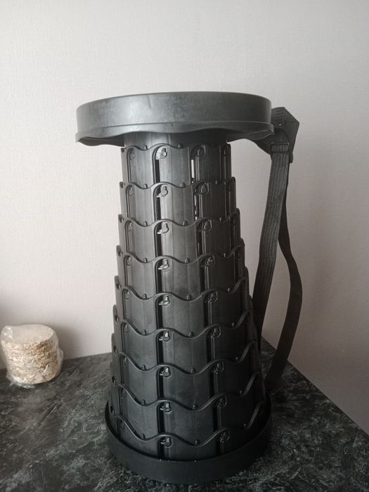 Продам складной переносной стул