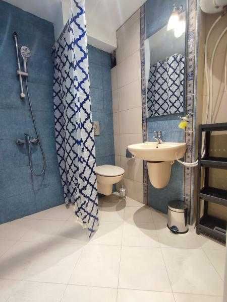 Дава се под наем Двустаен апартамент в Бургас, Лазур - 60 кв.м за 484.5 € - Снимка #3