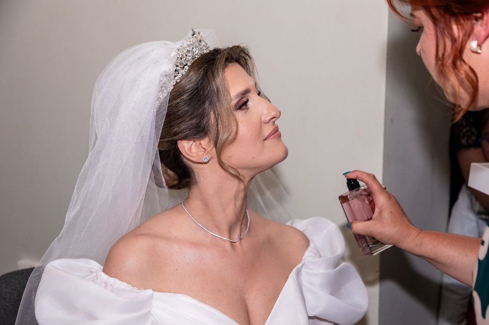 Vând rochie de mireasă