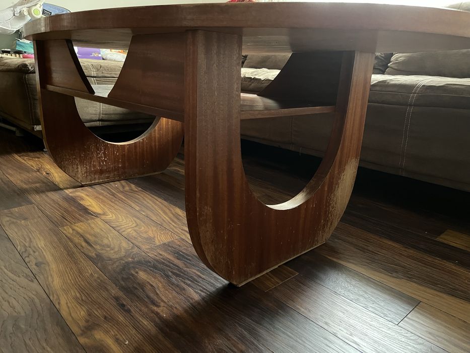 Елипсовидна холна дървена маса