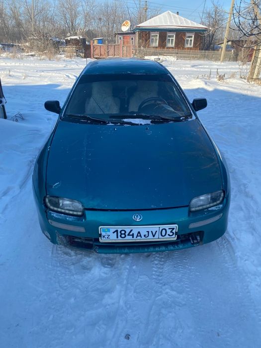 Продам Мазду 323