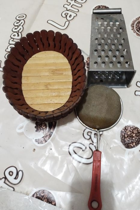 Продам фарфоровую посуду