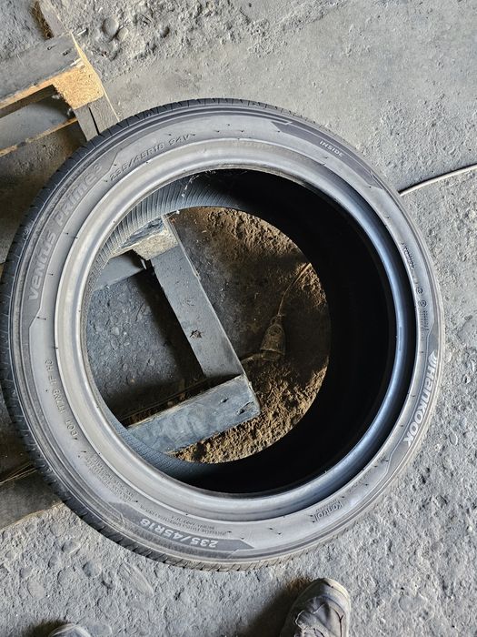 1 anvelopa vara 235 45 18 Hankook