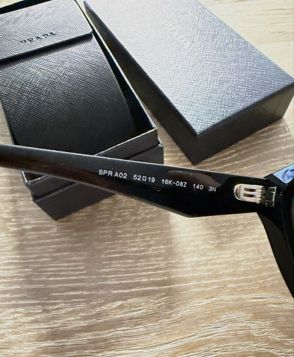 Слънчеви очила PRADA