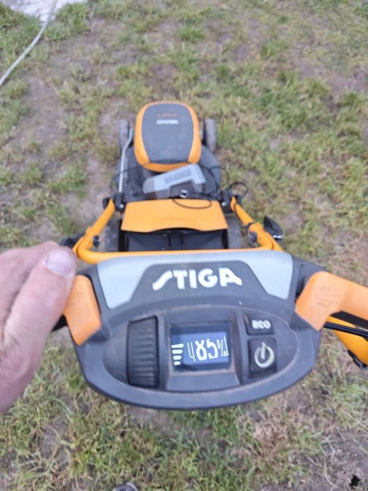 Акумулаторна косачка stiga 80v