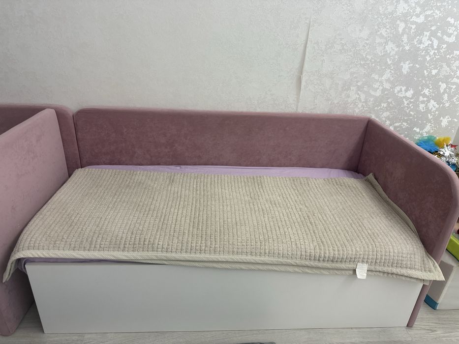 Продаются две детские кровати