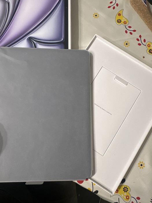 APPLE IPAD AIR 13inch M2 256gb WIFI Space Gray 100%батерия