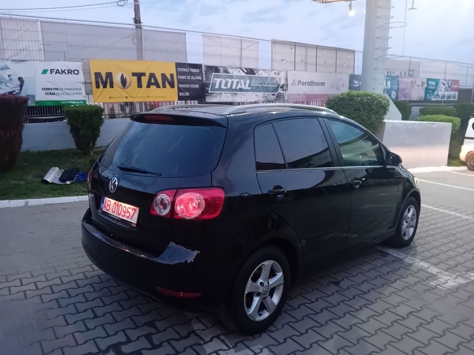 VOLKSWAGEN Golf Plus