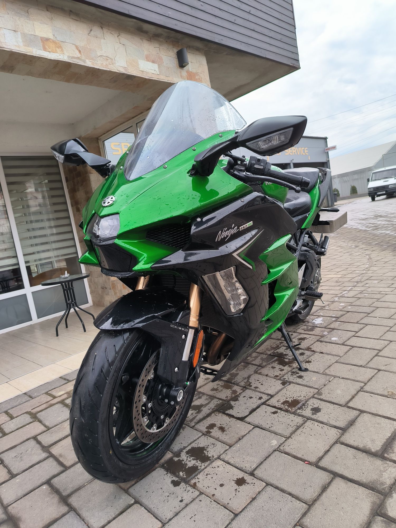 Kawasaki ninja best sale h2r olx