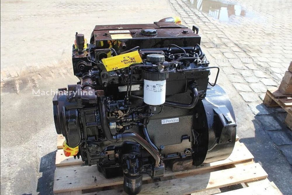 Motor Perkins 1004-4T pentru utilaje de constructii