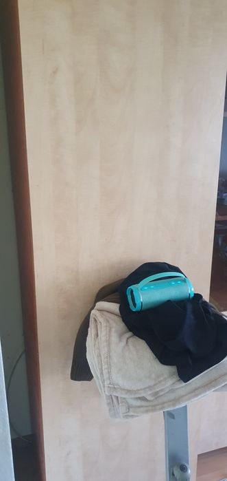 Vând seturi complete mobilier ,, unele deteriorate mai mult ,, altele în stare bună și f buna