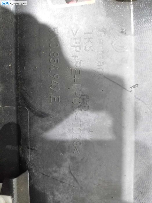 Bandou Ornament Overfender de pe Usa Portiera Stanga Spate Volkswagen Tiguan 2008 - 2015 Cod 5N0854949E [L2632]