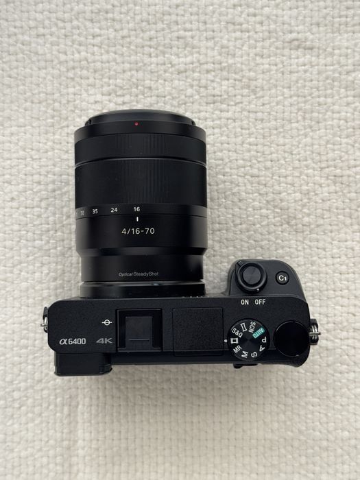 Фотоапарат Sony A6400