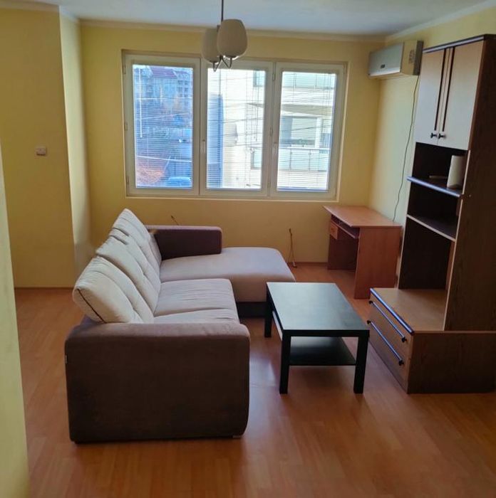 Дава се под наем Двустаен апартамент в София, Люлин 8 - 64 кв.м за 400 € - Снимка #1