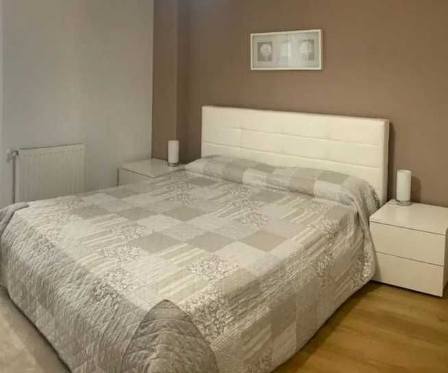 Дава се под наем Двустаен апартамент в Бургас, Славейков - 45 кв.м за 188.7 € - Снимка #2