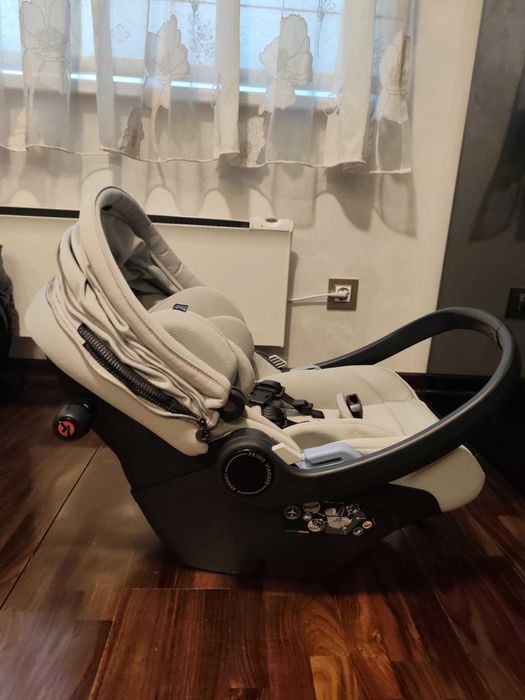 бебешко столче за кола Peg Perego Primo Viaggio Lounge + Isofix база