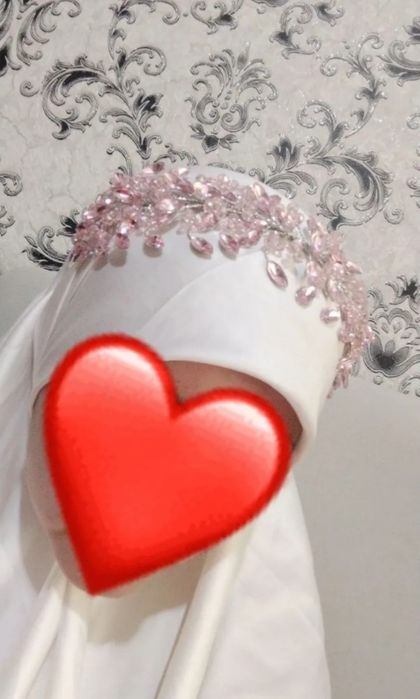 Diadema kelinlar uchun
