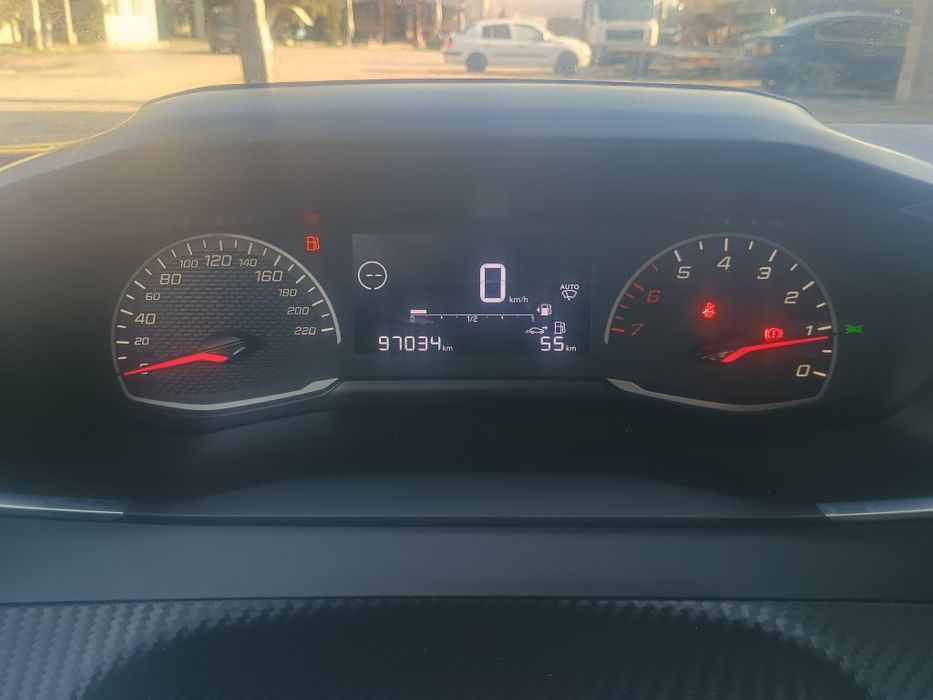 PEUGEOT 2008 GT 1.2ti-131Cp An/2022