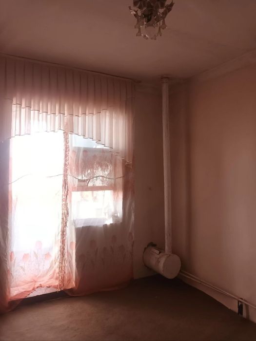 2 xonalik uy sotiladi 3 xonalik qilingan