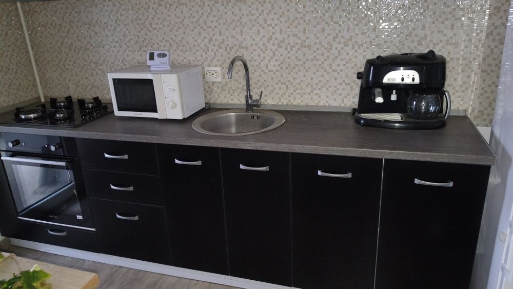 Mobilă bucătărie complet utilată nouă