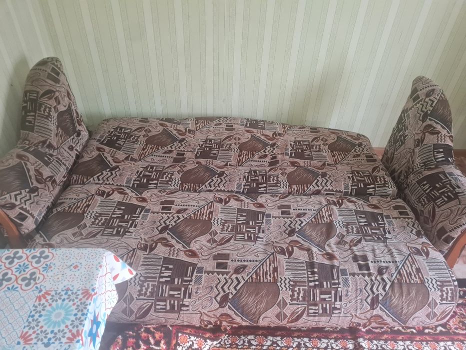 Продам телевизор, диван, холодильник