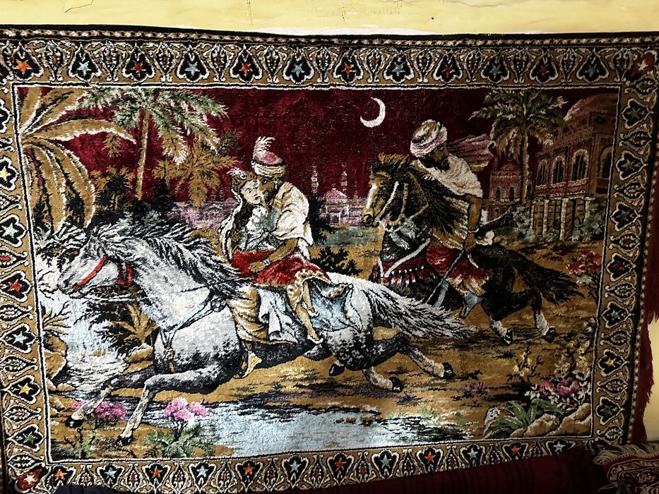 Carpetă antică Răpirea din serai meșteșugită manual