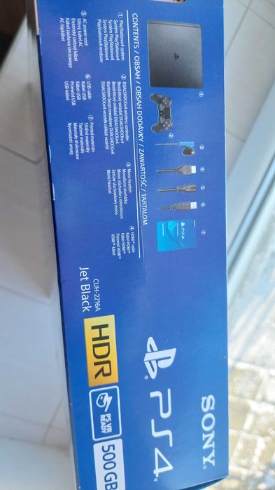 Конзола Sony Playstation 4