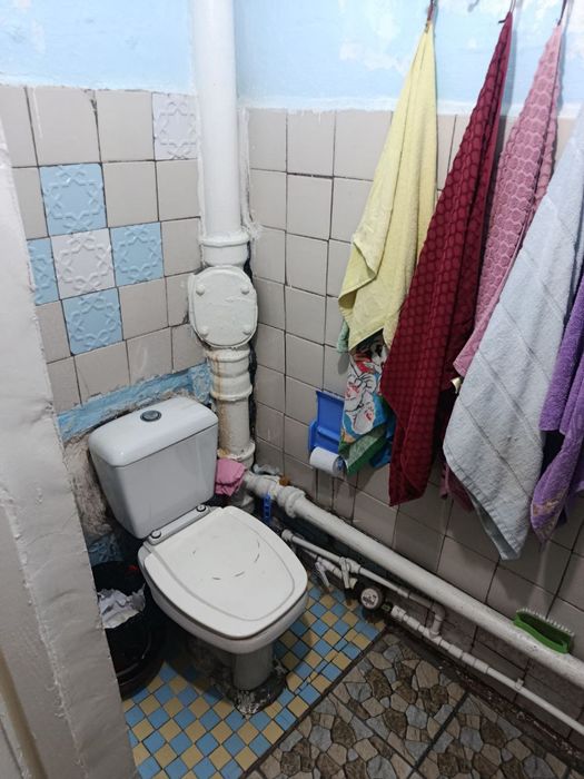 Срочно продаётся 1комнатная квартира на 4этаже в доль дороге