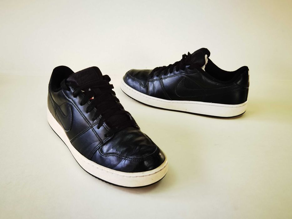 Adidasi  PIELE Blazer ghete barbati 42 43  NIKE Air force -Indonesia