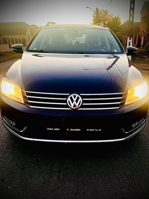2014 Volkswagen Passat B7 - 1.6 TDI 105Cp - Navi * Camera * Senzori