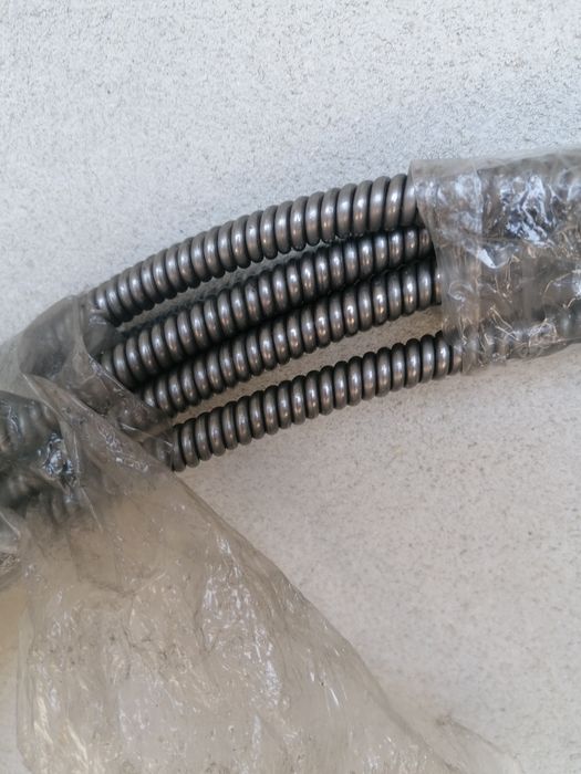 Sarpe desfundat tevi