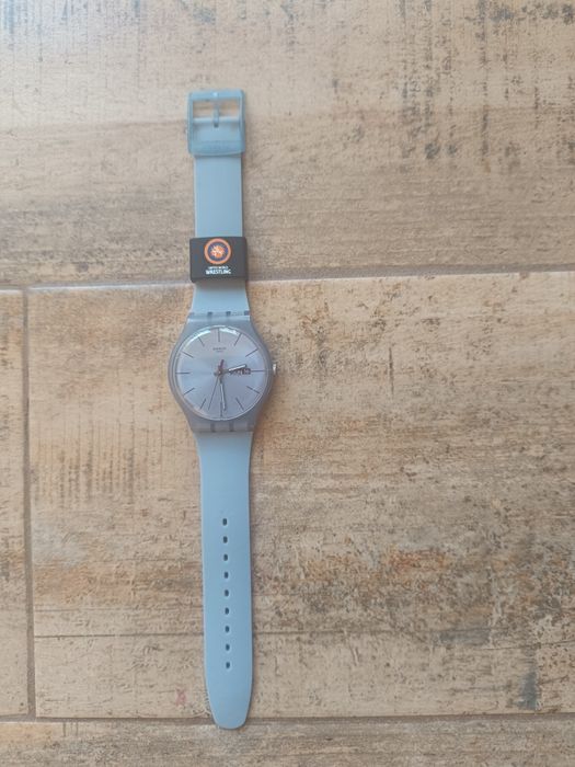 Swatch часовник 55 лв., за смяна на батерията е!