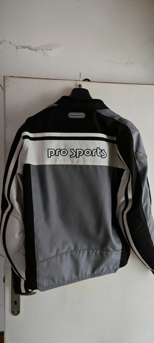 Продавам мото екипировка