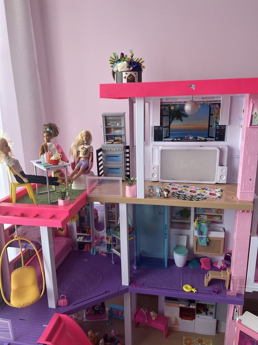 Casuta Dreamhouse Barbie