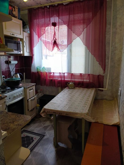 Срочна продаётся 3-х ком кв 3 мкр