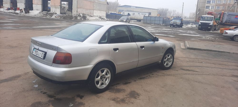 Ауди а4 в хорошем состоянии