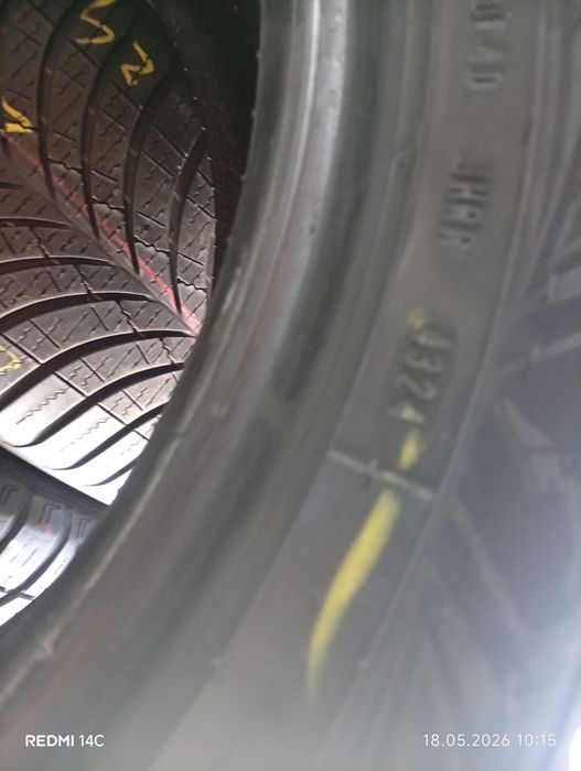 225 50 17 Goodyear 4 anotimpuri